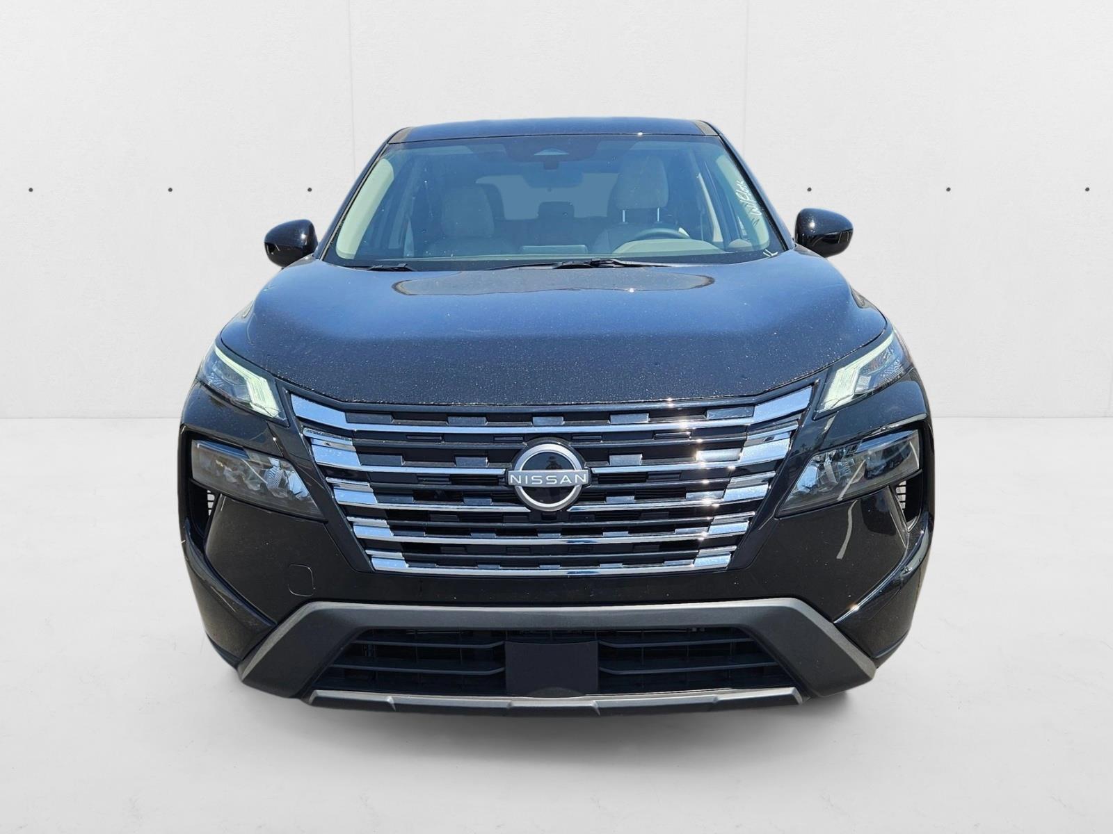 2025 Nissan Rogue SV photo 2