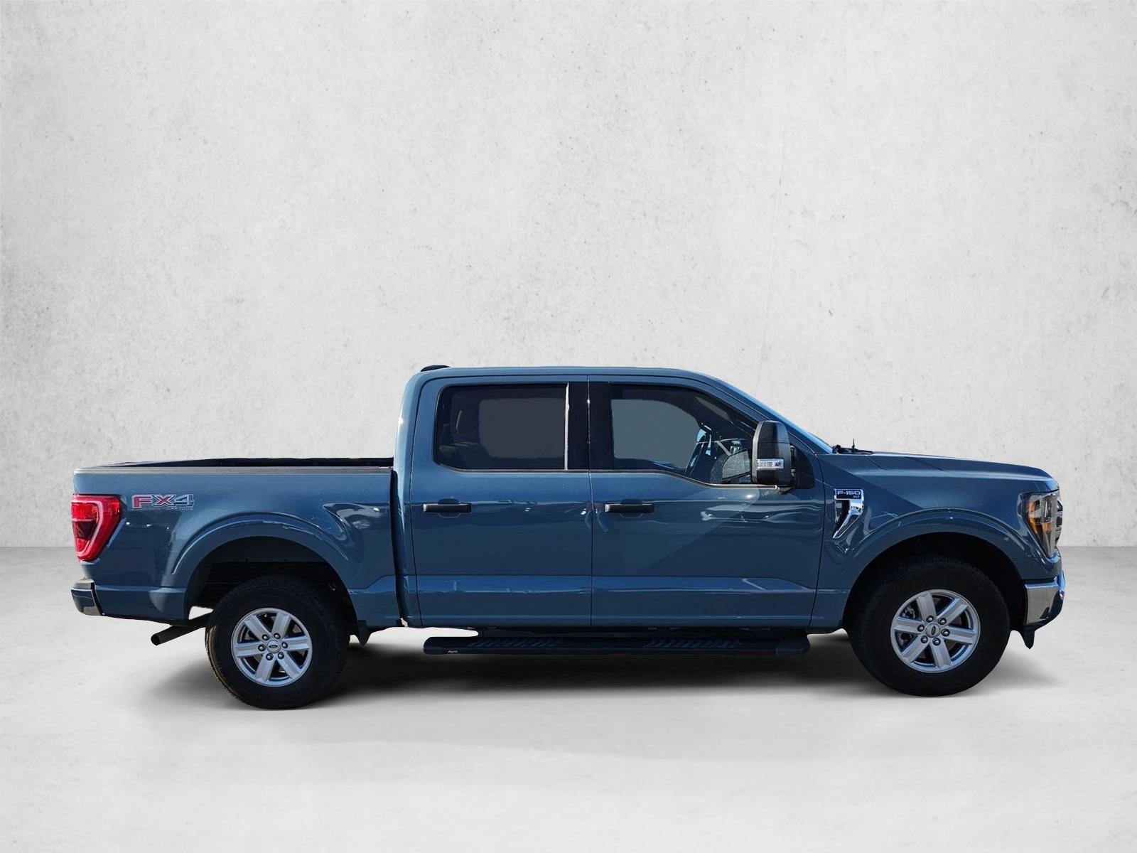 2023 Ford F-150 XLT photo 4