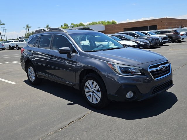 2019 Subaru Outback Premium photo 3
