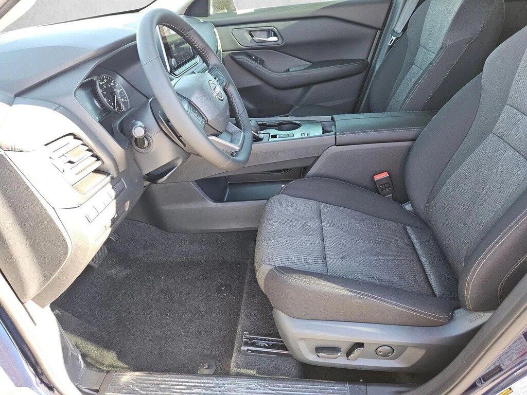 New 2026 Nissan Rogue SV SUV