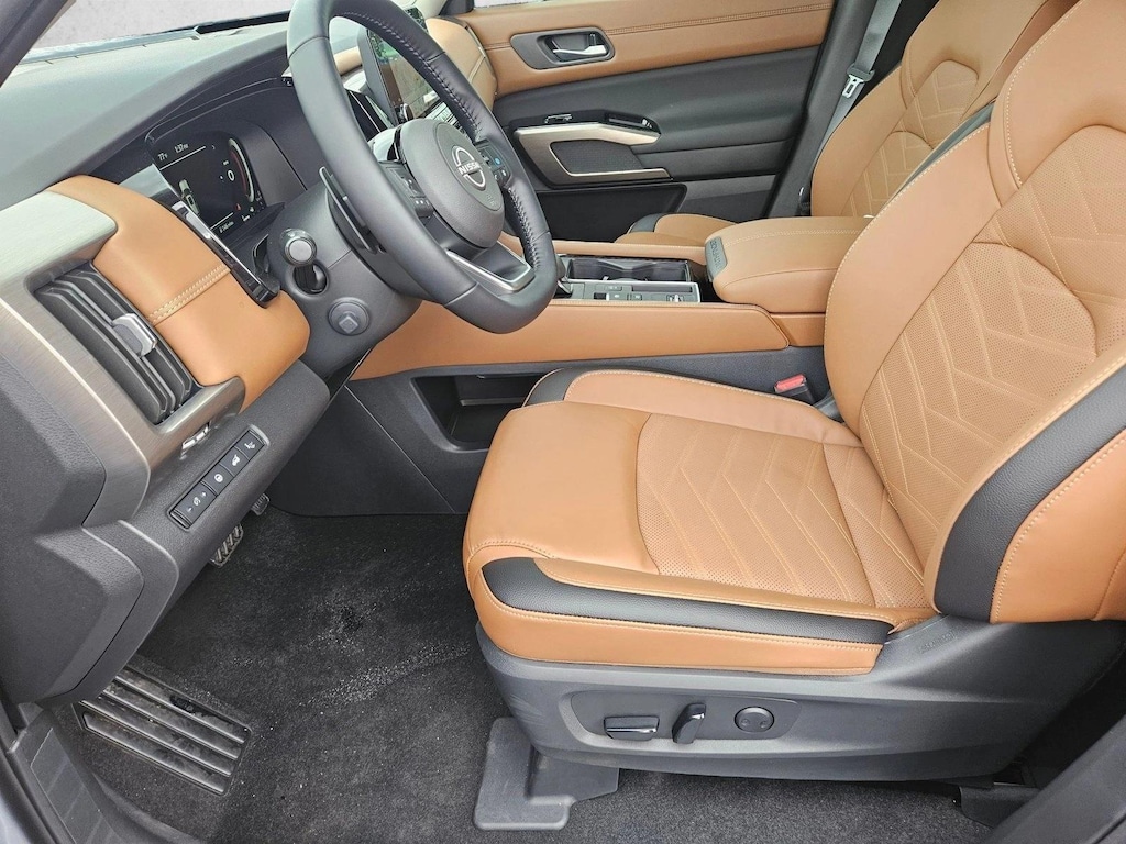 New 2025 Nissan Pathfinder Platinum SUV