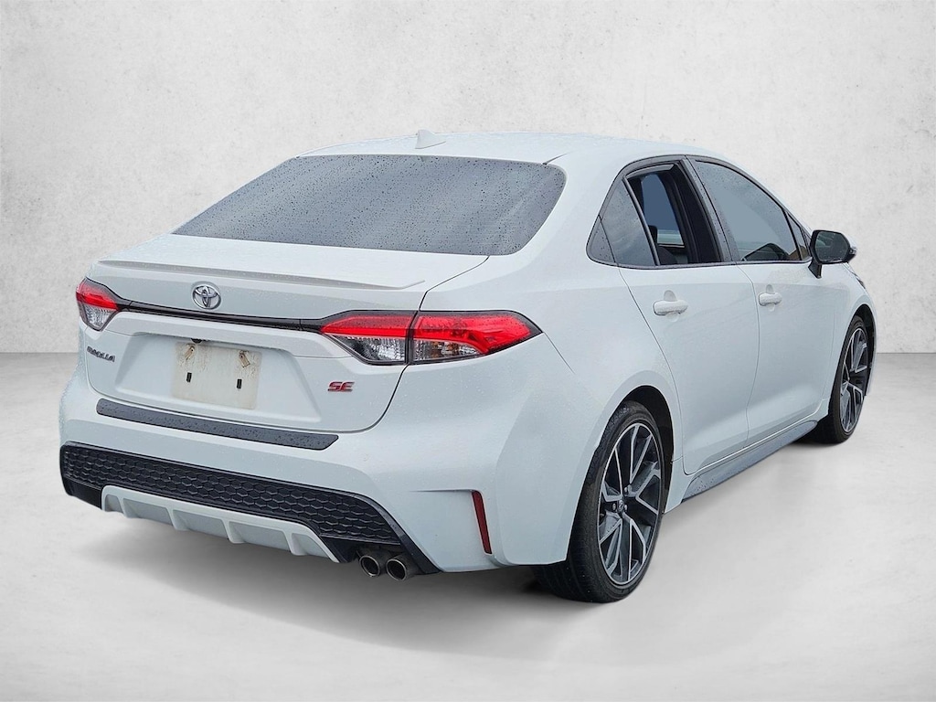 Used 2022 Toyota Corolla SE Sedan