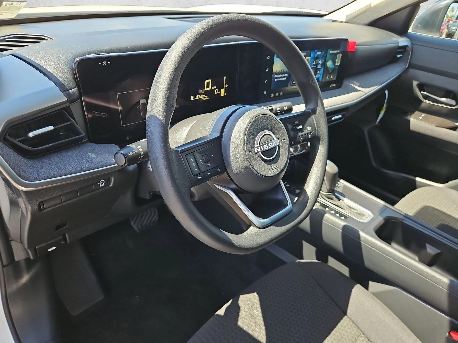 2026 Nissan KICKS S - Photo 3