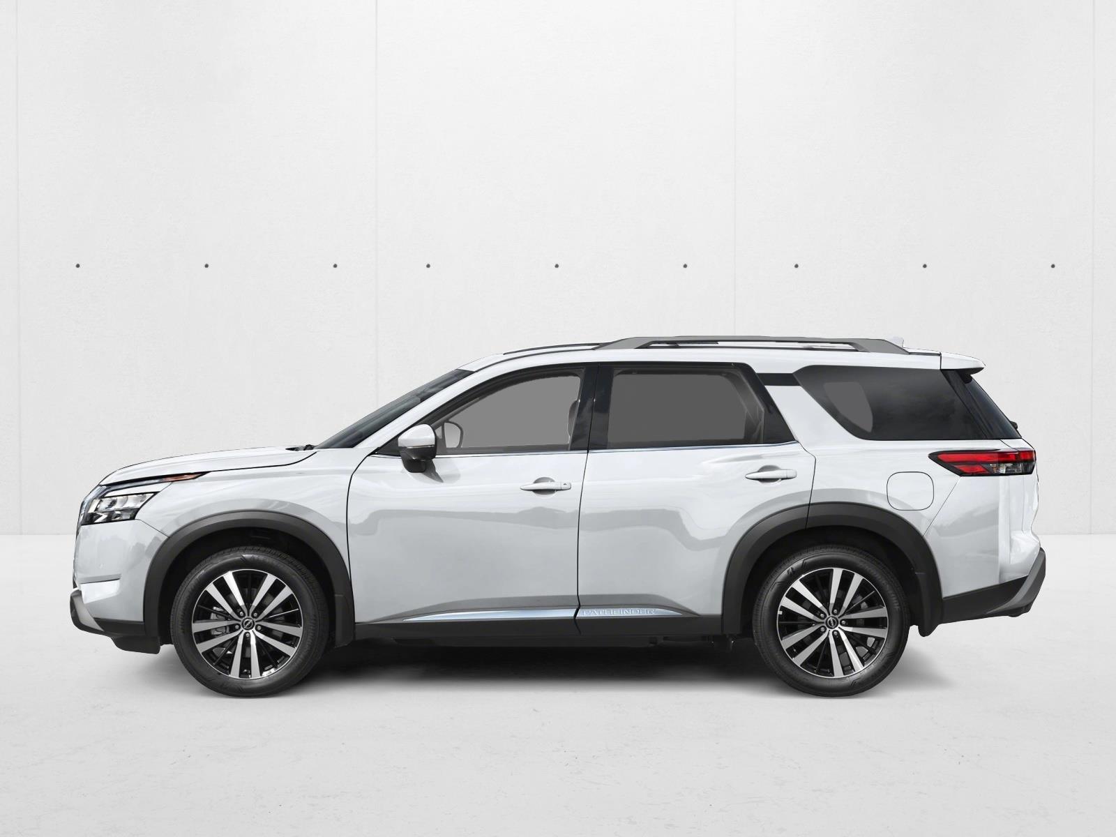 2025 Nissan Pathfinder Platinum photo 3