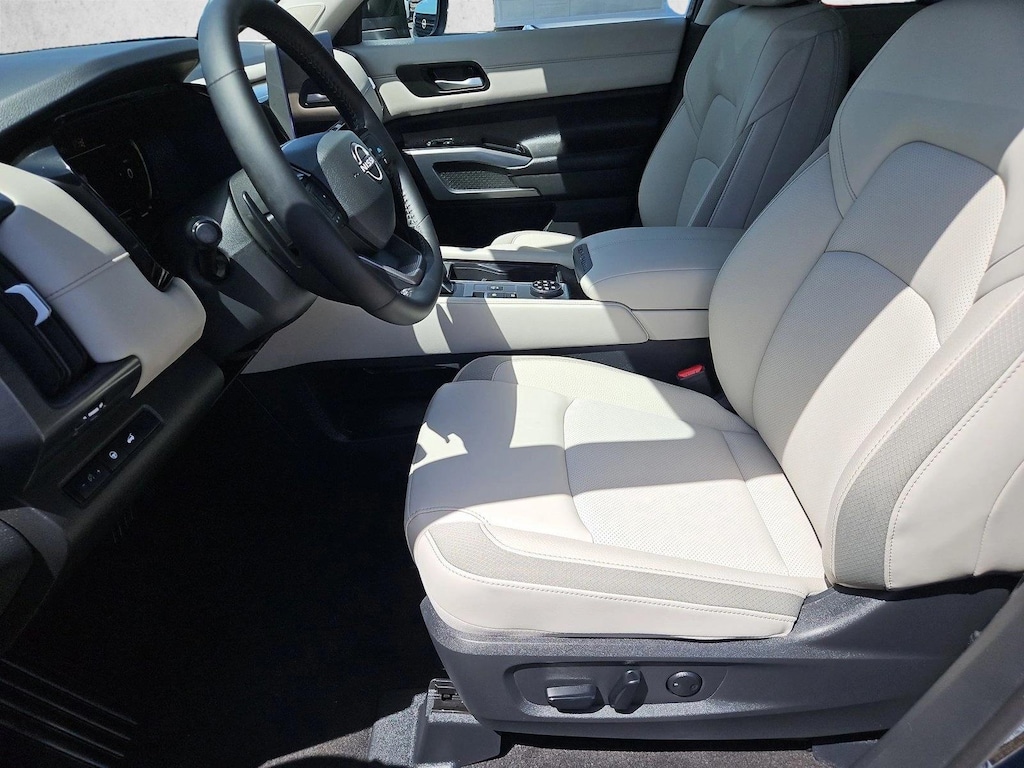 New 2026 Nissan Pathfinder SL SUV