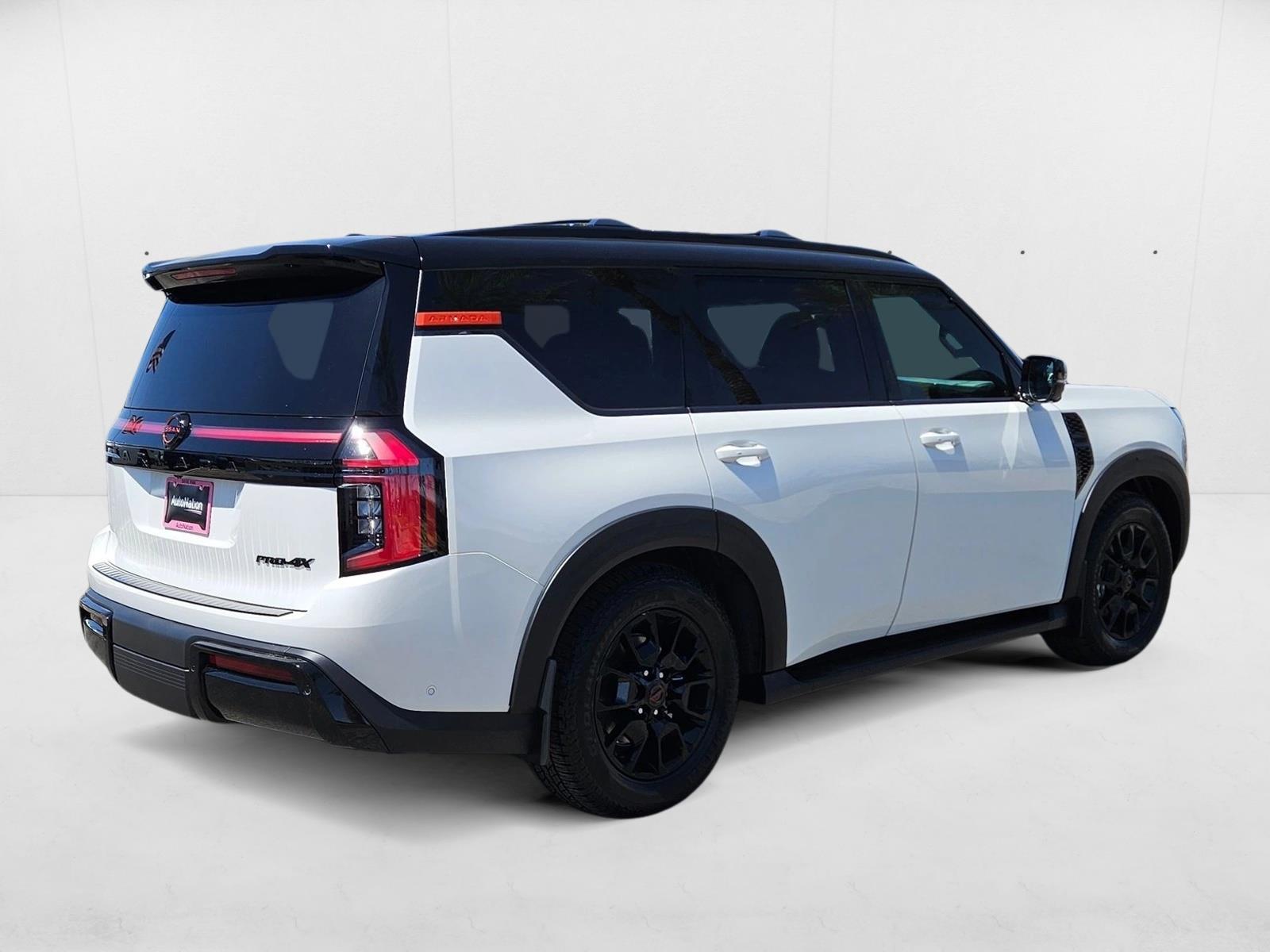 2025 Nissan Armada photo 4