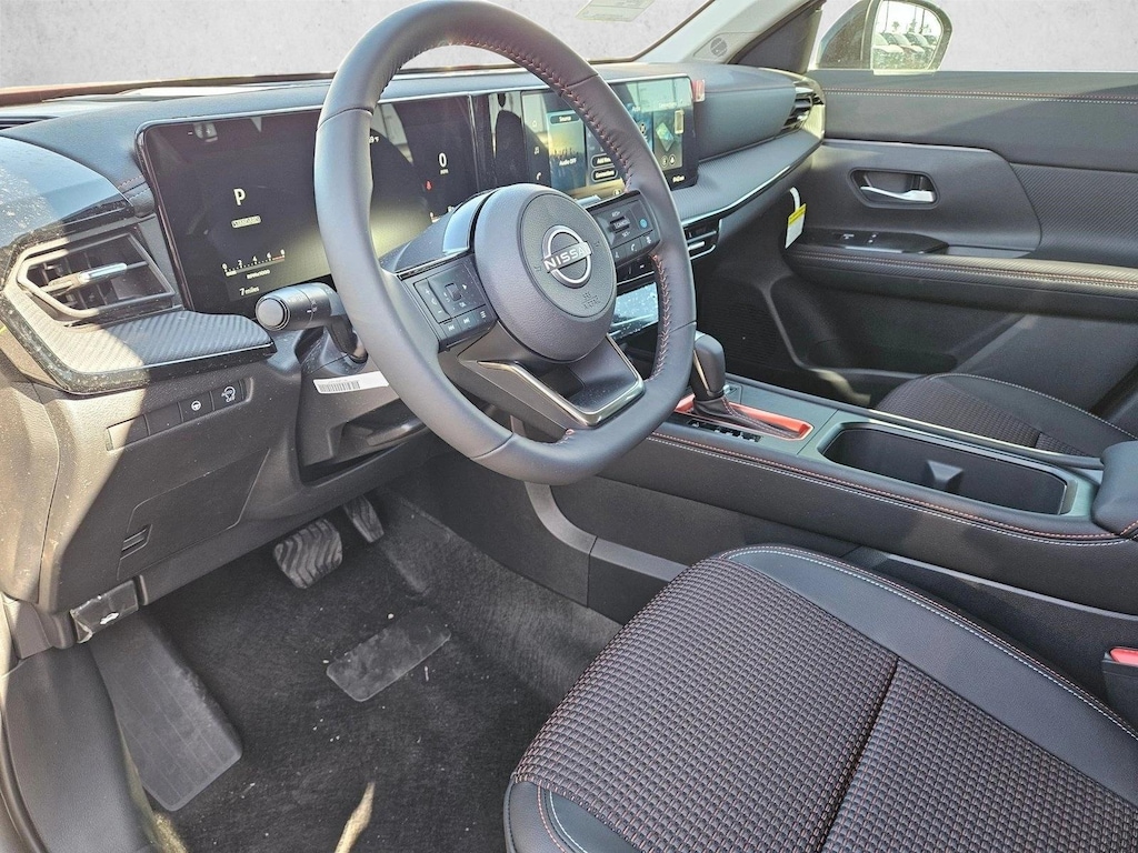 New 2026 Nissan Kicks SR SUV