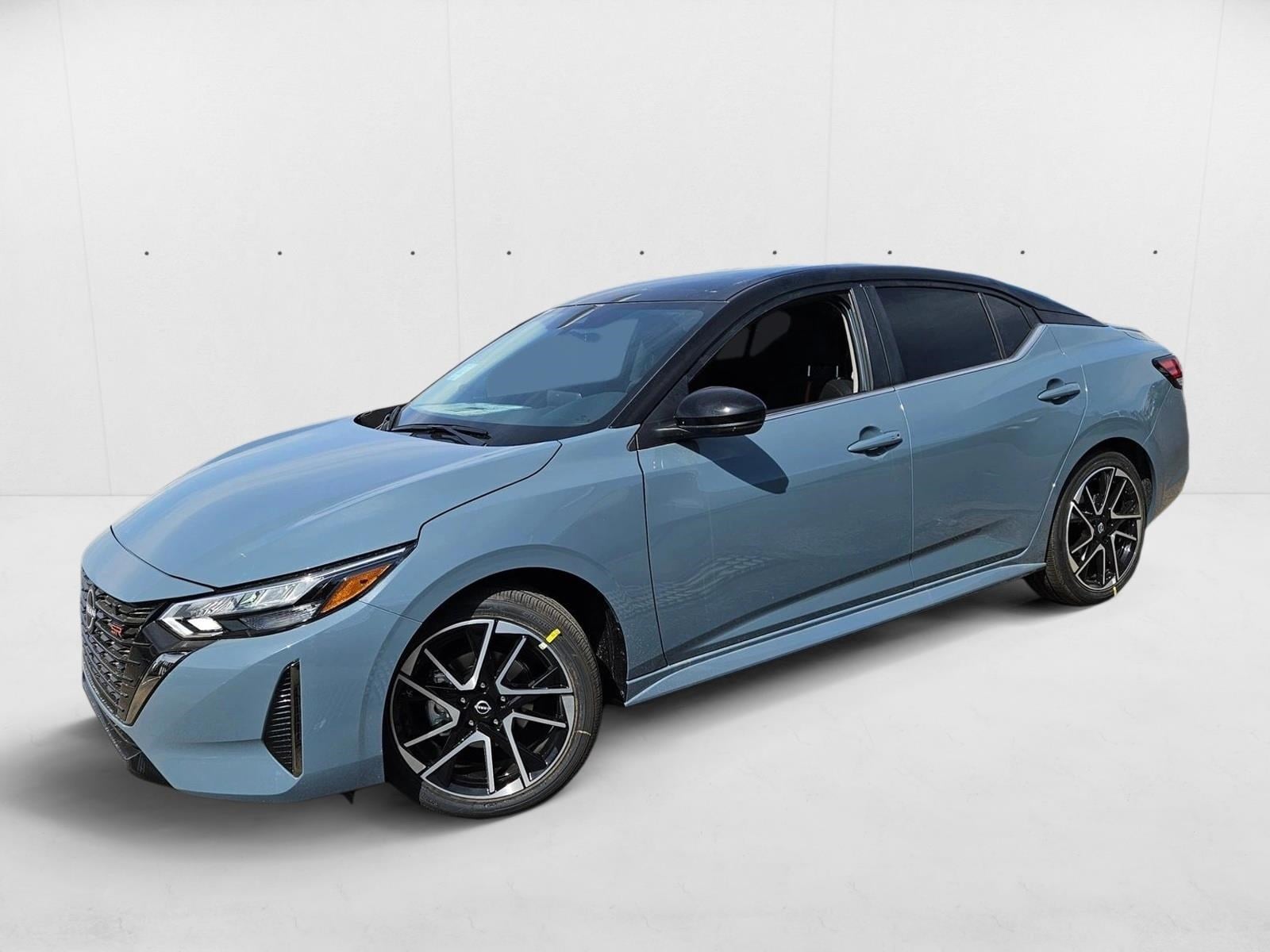 2025 Nissan Sentra SR's photo