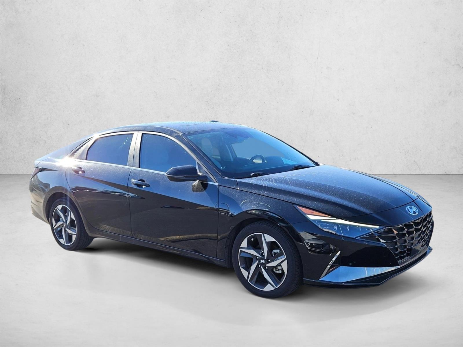 2021 Hyundai Elantra Limited photo 2