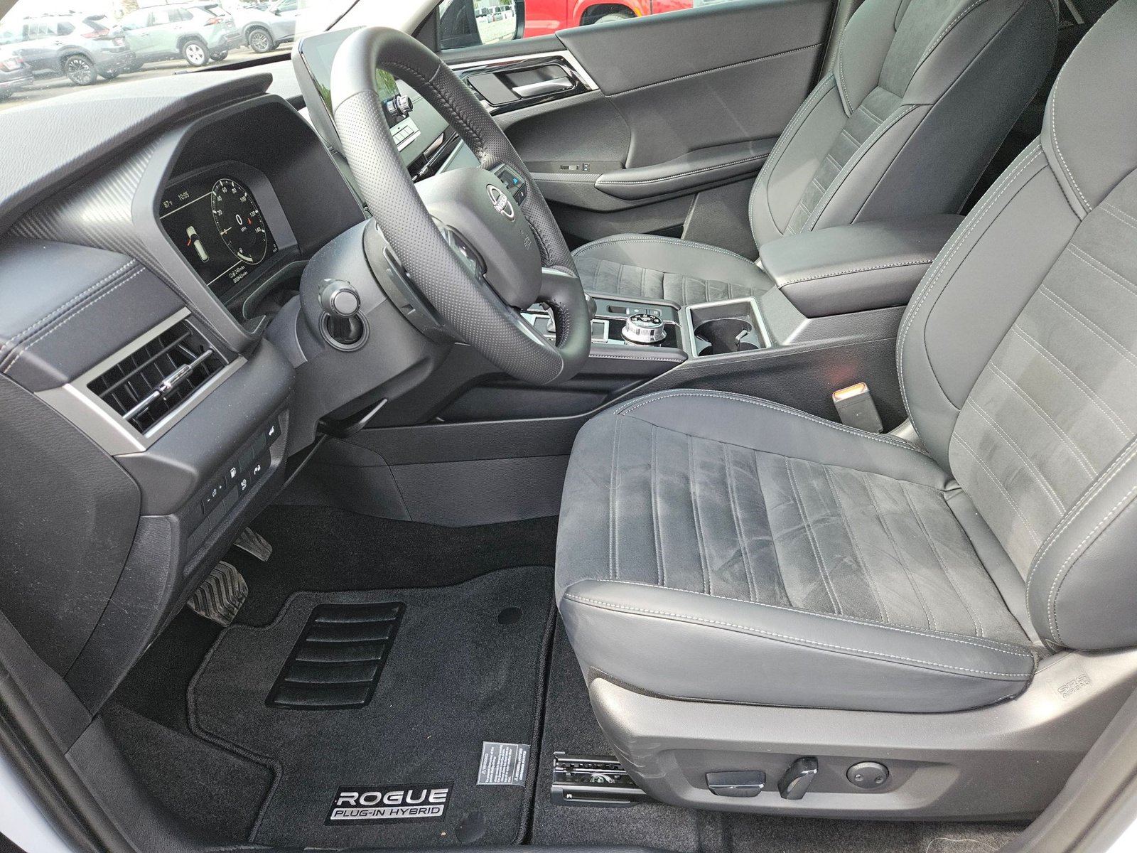 2026 Nissan Rogue Plug-In Hybrid SL - Photo 14