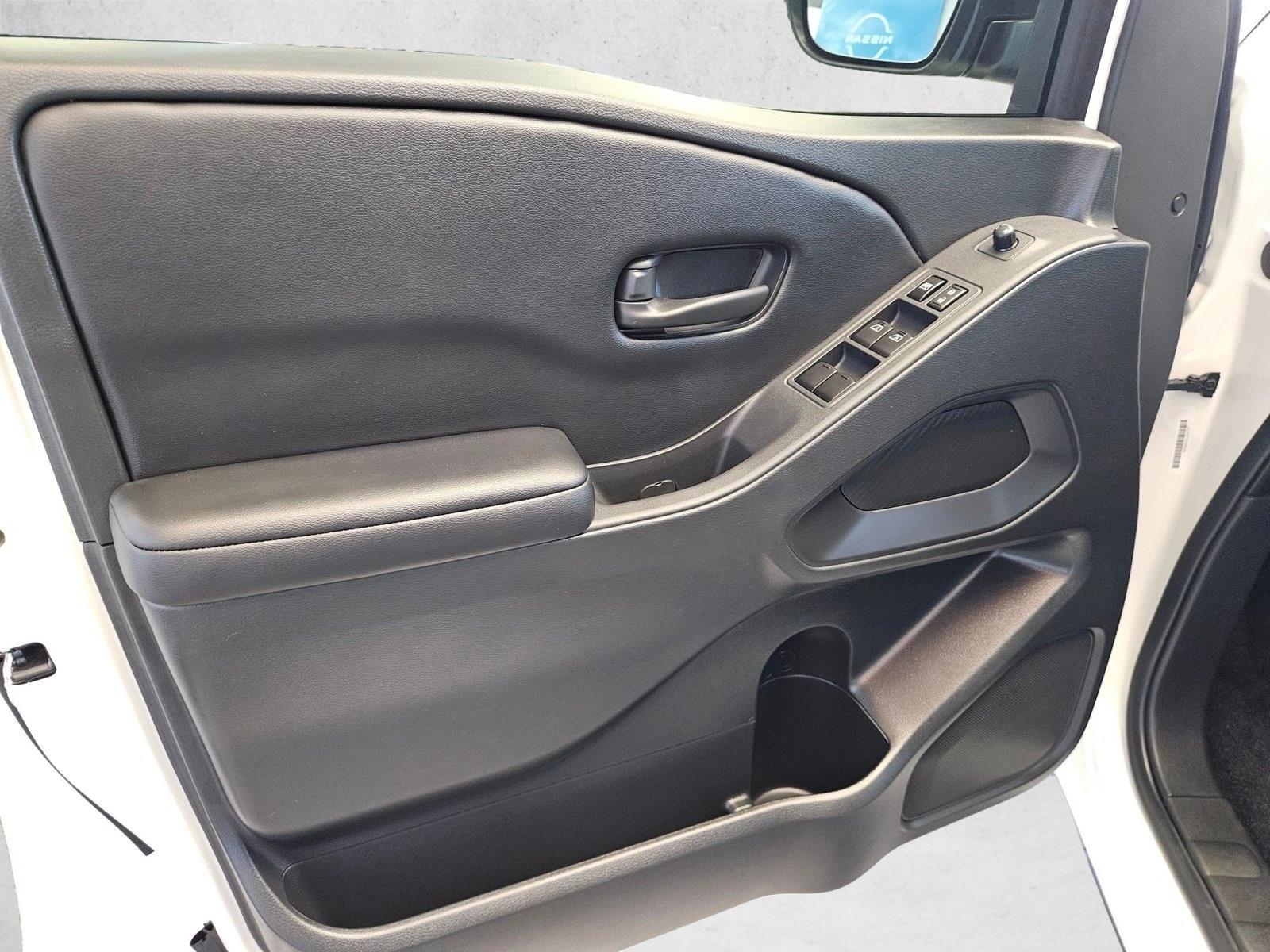 2026 Nissan Frontier SV - Photo 12