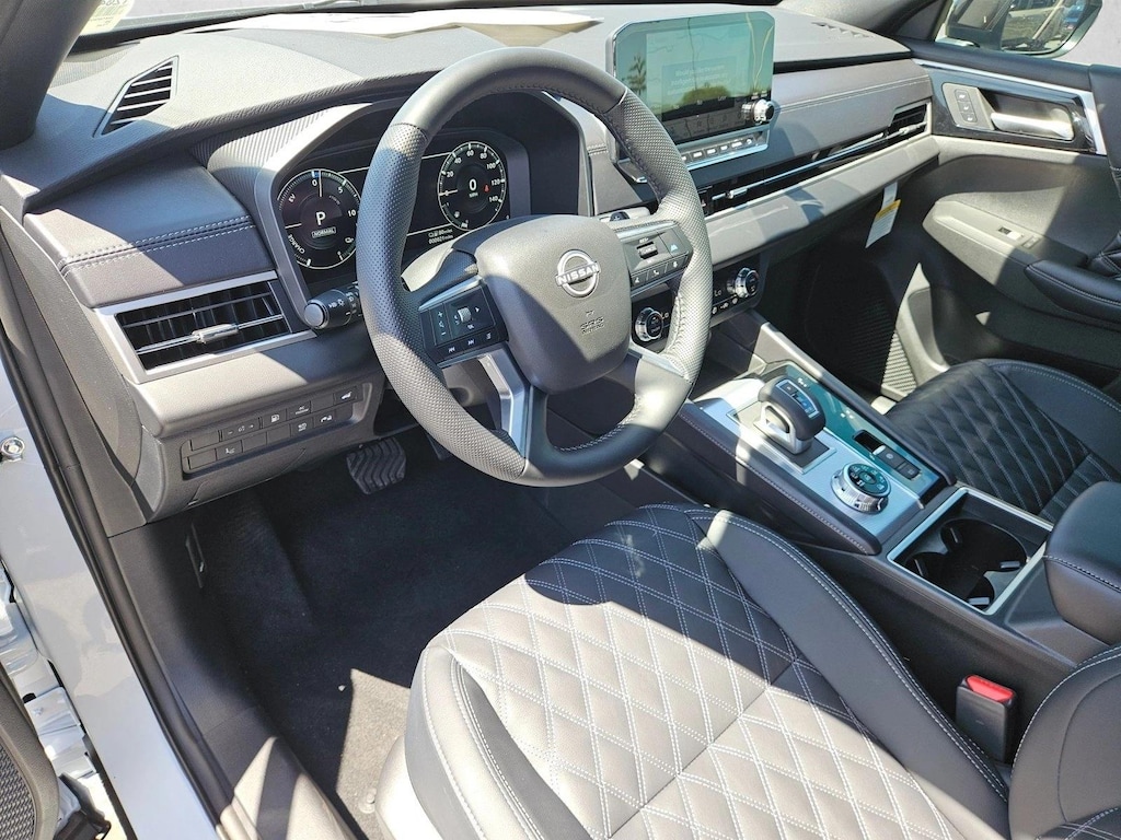 New 2026 Nissan Rogue Plug-In Hybrid Platinum SUV