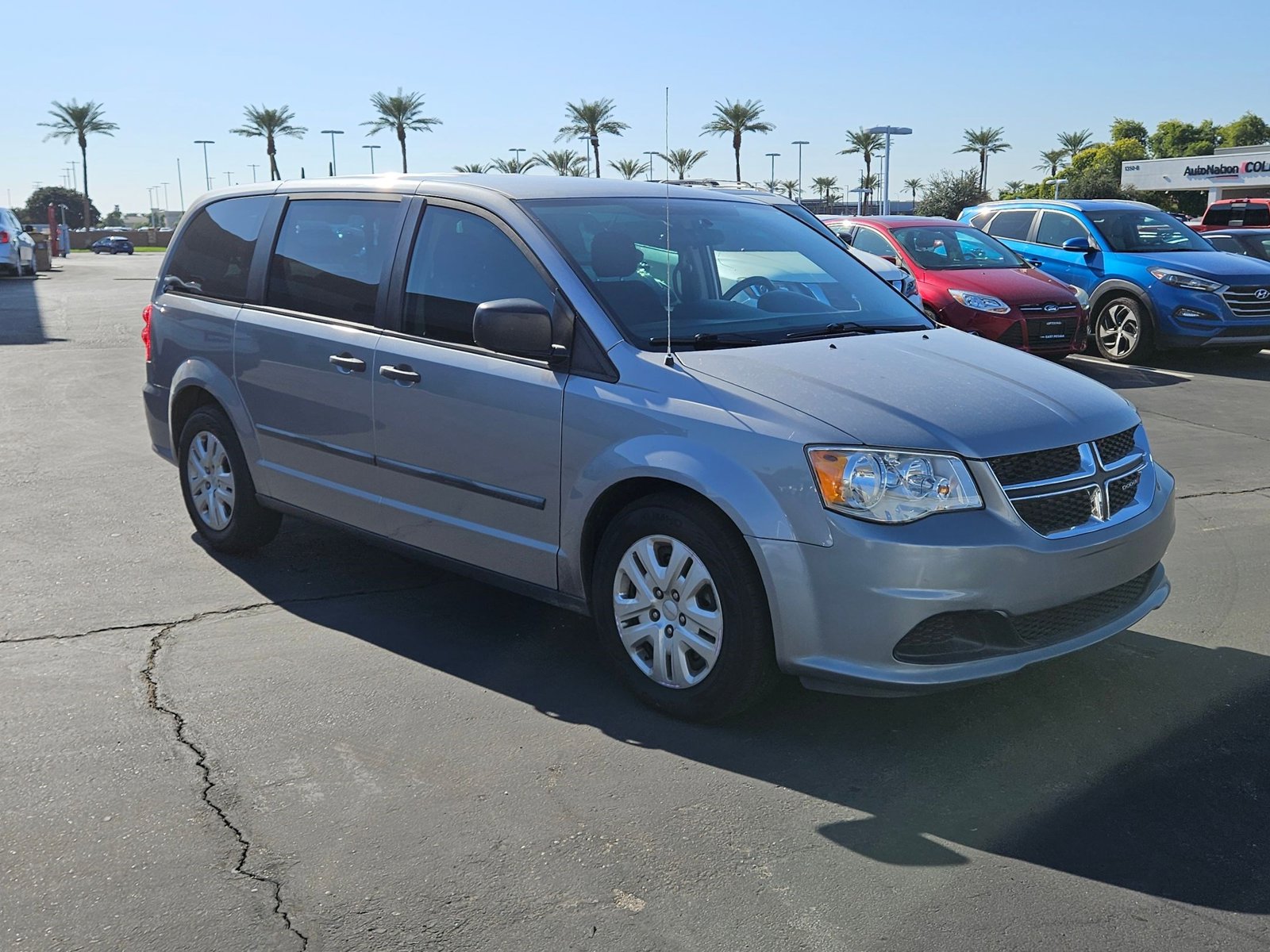 2016 Dodge Grand Caravan SE photo 2
