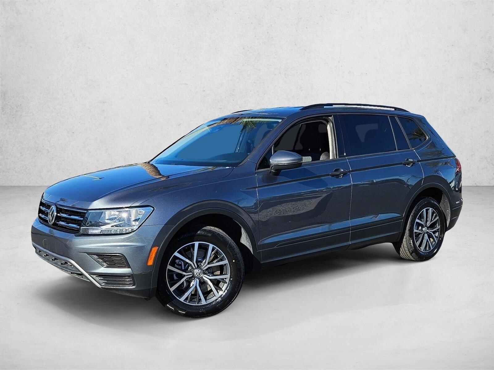 2021 Volkswagen Tiguan S's photo
