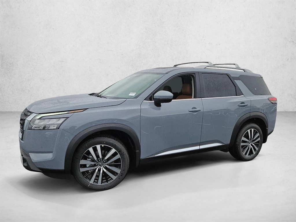 New 2025 Nissan Pathfinder Platinum SUV