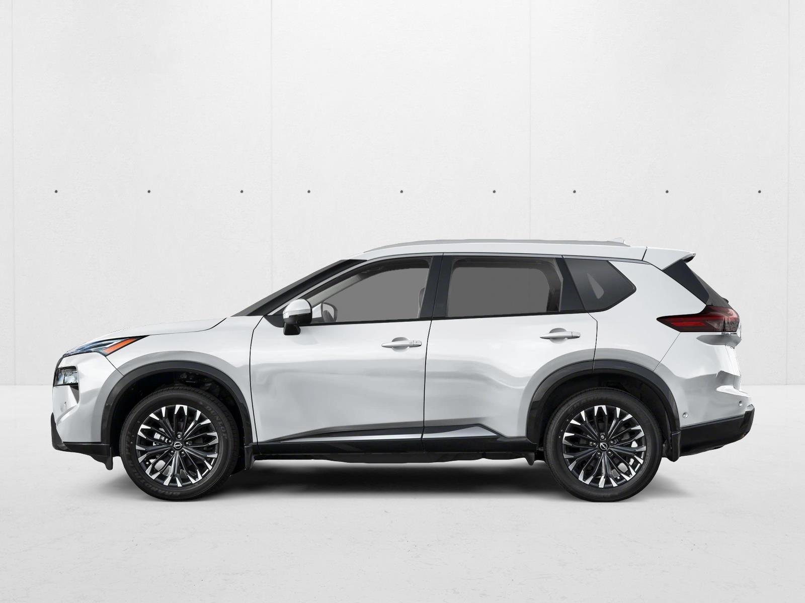 2026 Nissan Rogue Platinum photo 2