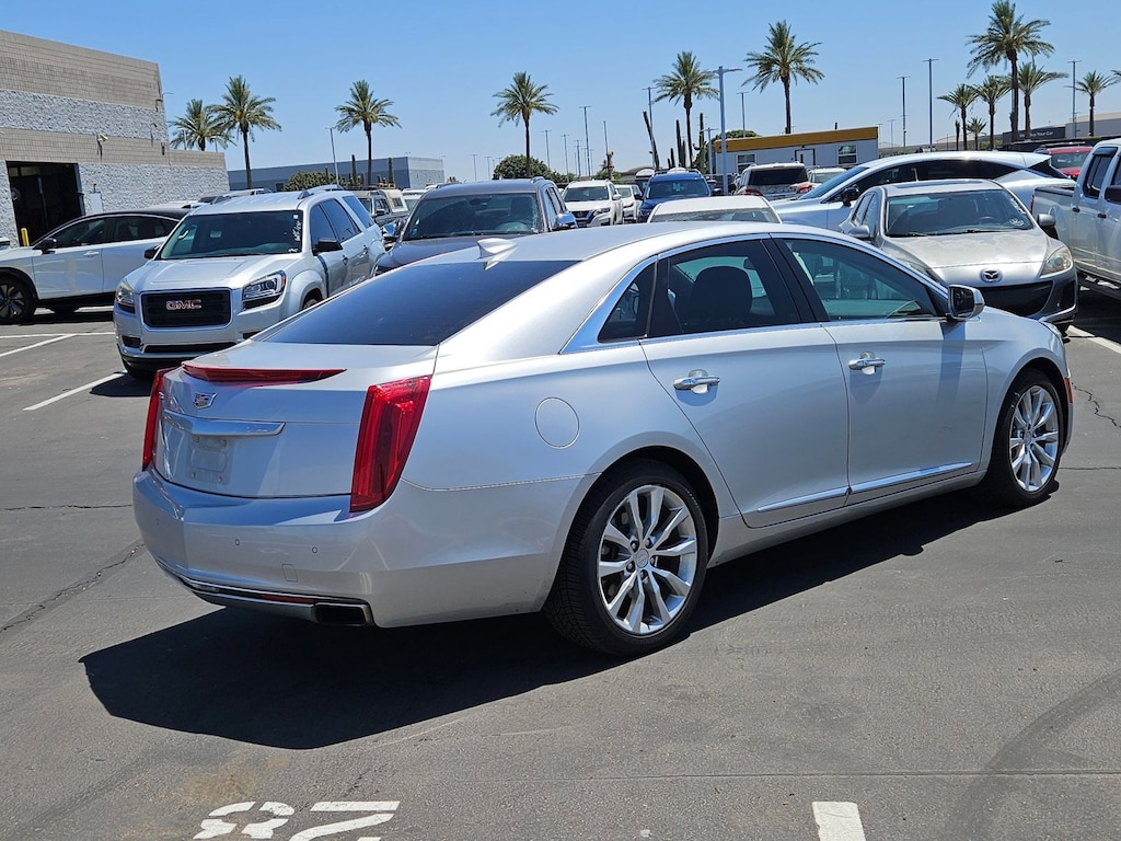 Used 2017 CADILLAC XTS Luxury Sedan