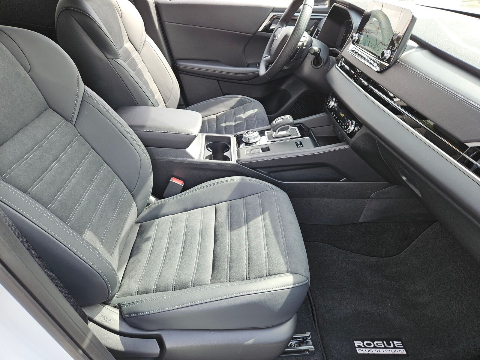 2026 Nissan Rogue Plug-In Hybrid SL - Photo 27