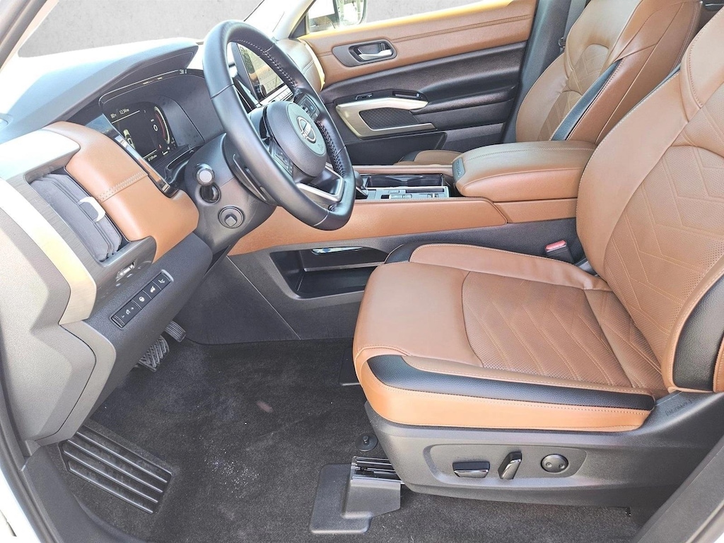 New 2025 Nissan Pathfinder Platinum SUV