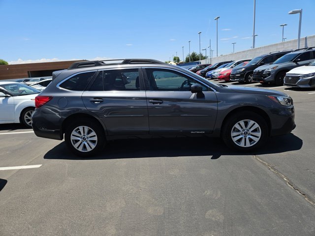 2019 Subaru Outback Premium photo 4