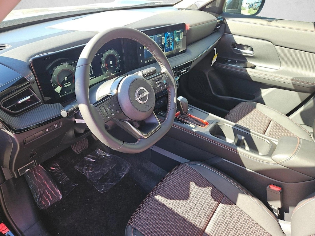 New 2026 Nissan Kicks SR SUV