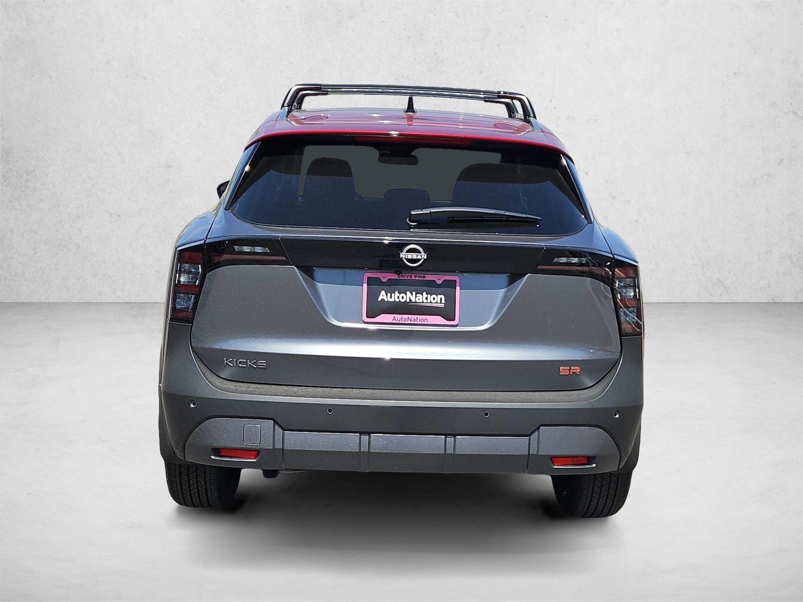 2026 Nissan KICKS SR - Photo 8
