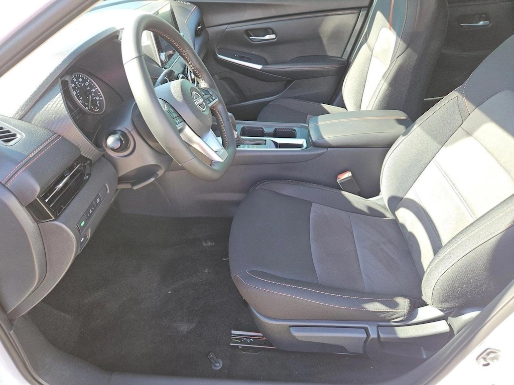 New 2025 Nissan Sentra SR Sedan