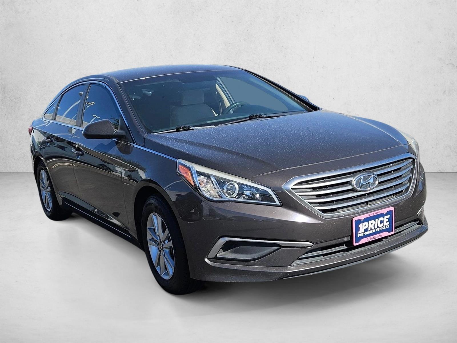 2017 Hyundai Sonata SE Eco photo 3