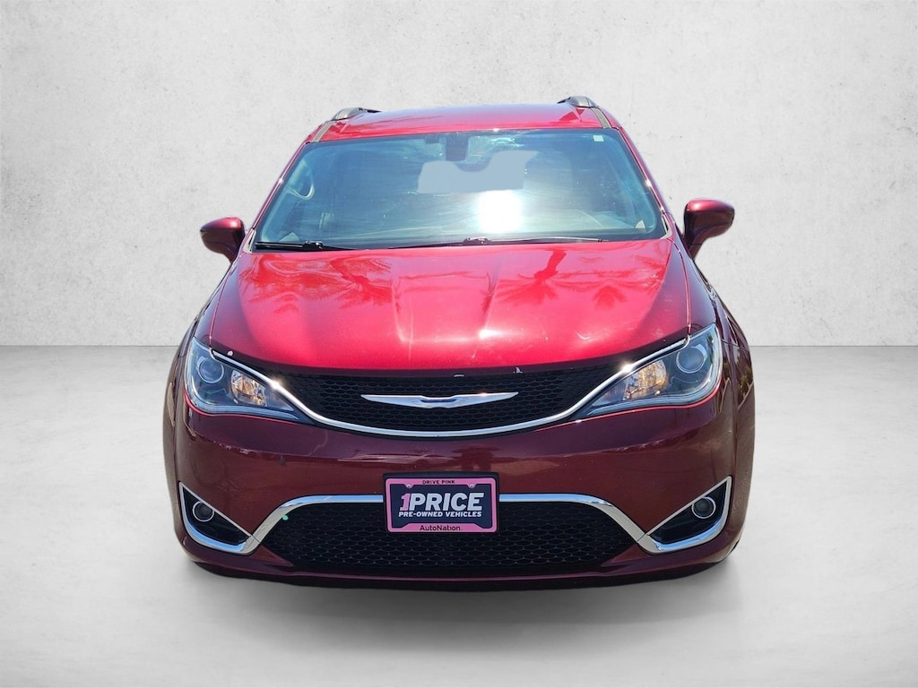 Used 2017 Chrysler Pacifica Touring-L Van