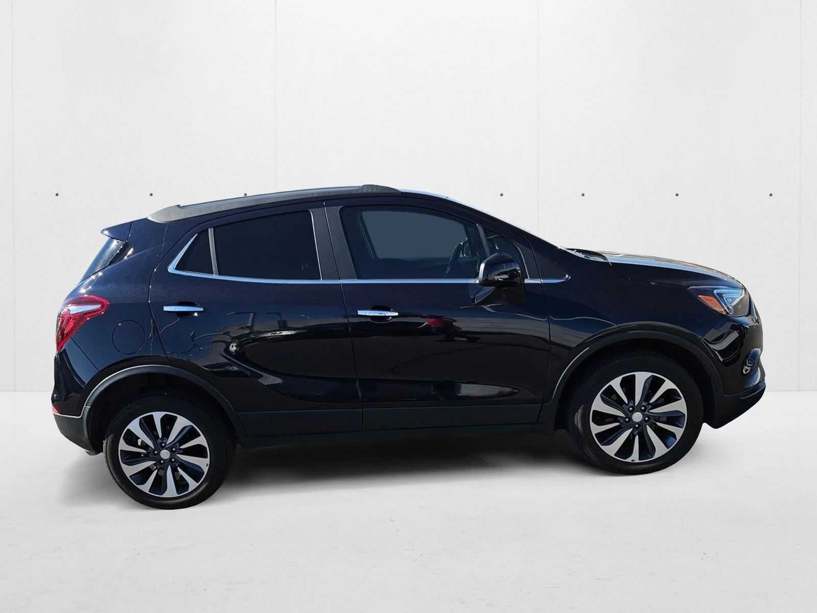 2022 Buick Encore Preferred photo 2