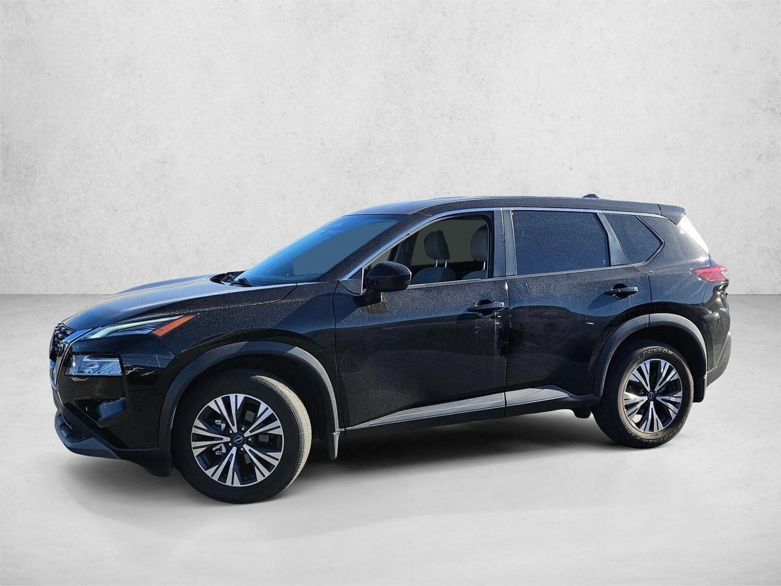 2023 Nissan Rogue SV's photo