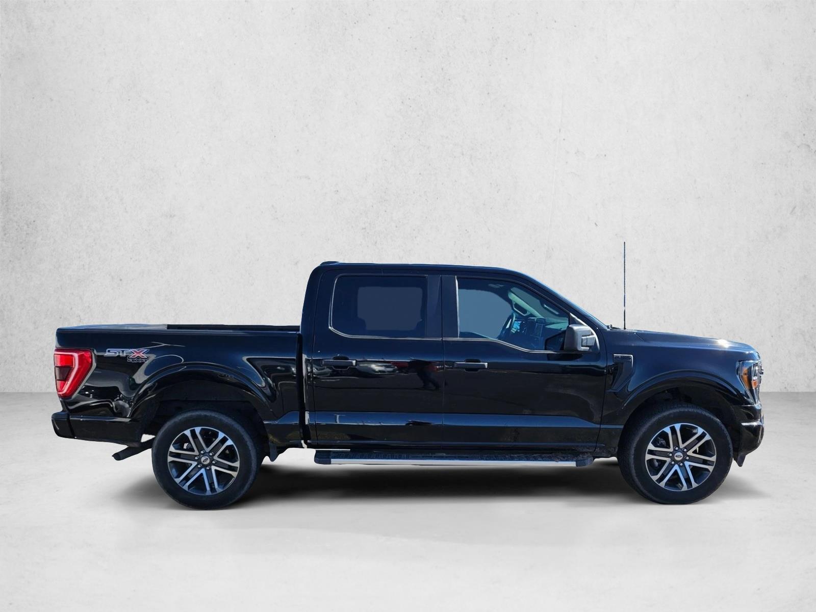 2023 Ford F-150 XL photo 4