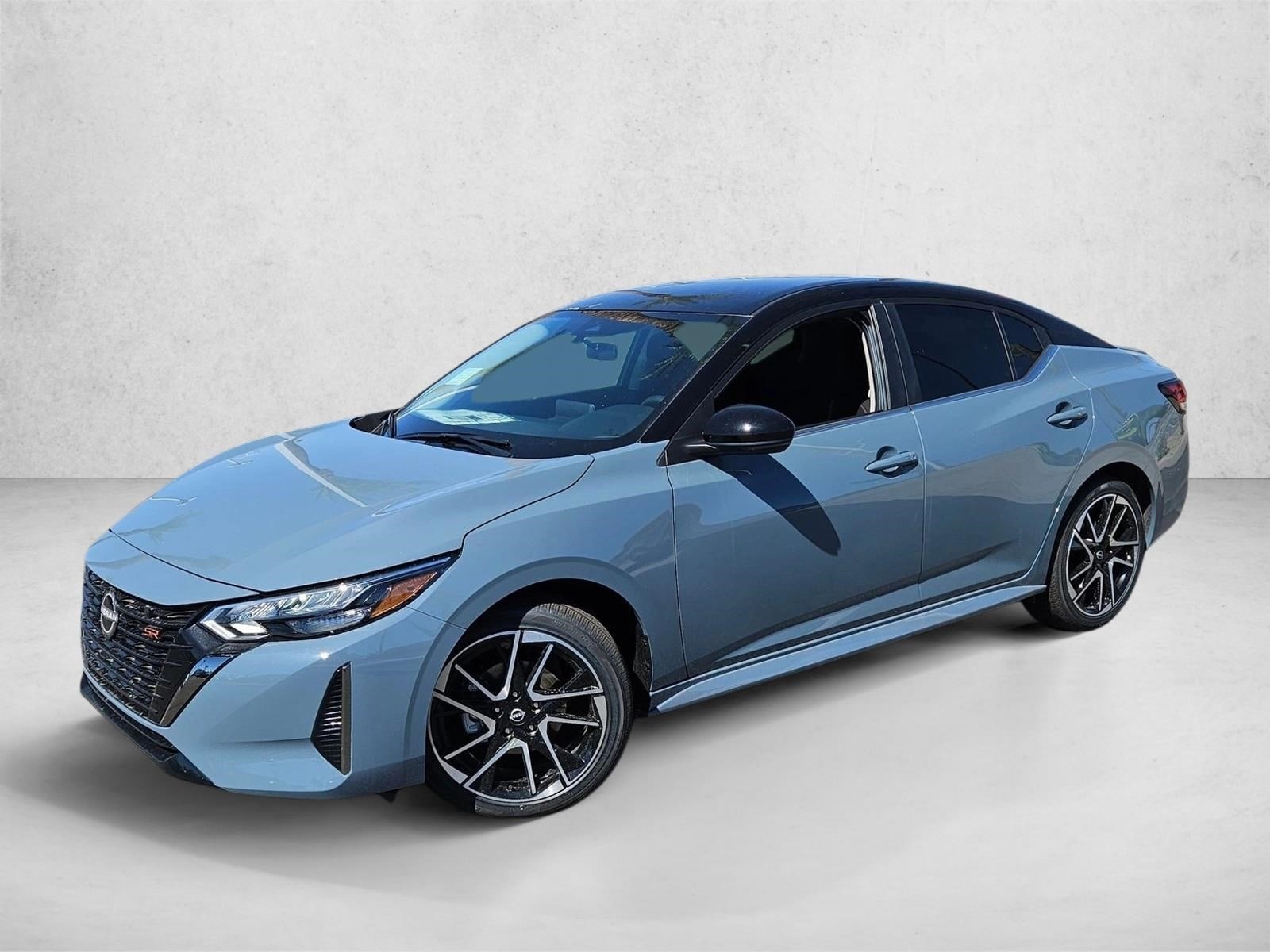 2025 Nissan Sentra SR's photo