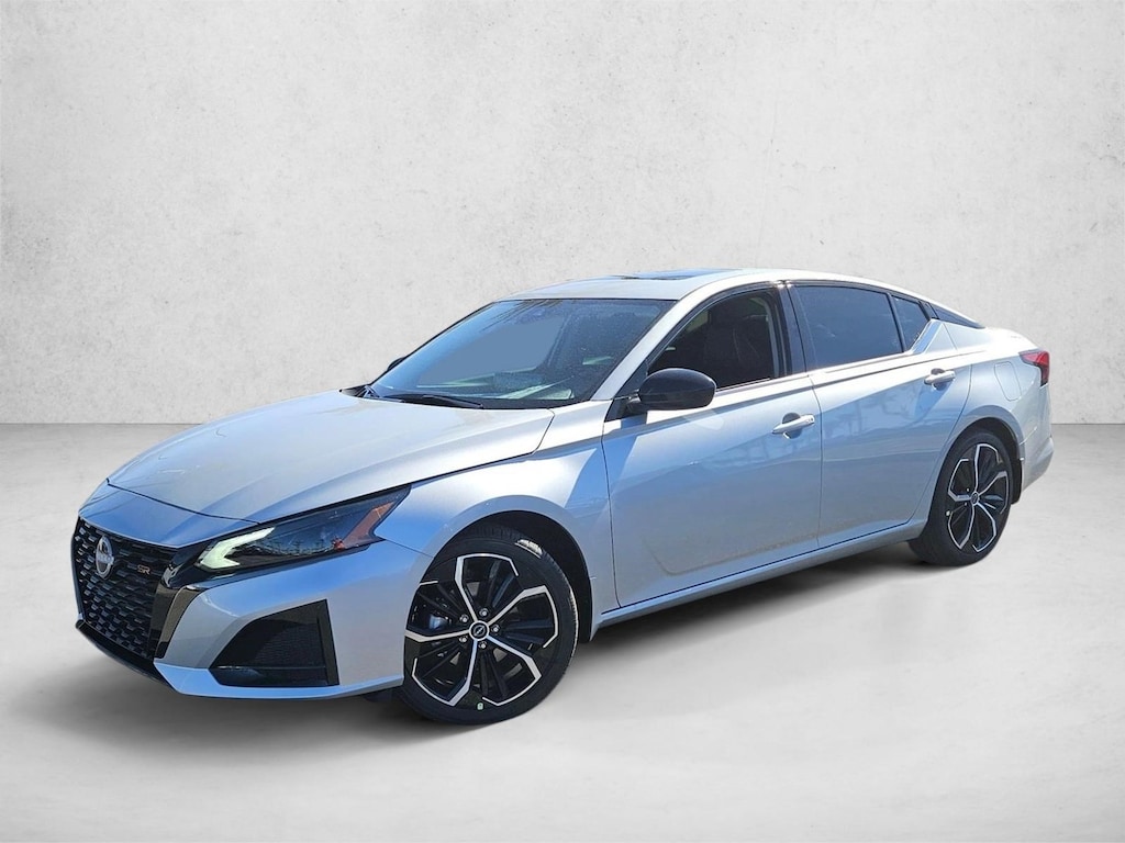 New 2025 Nissan Altima SR Sedan
