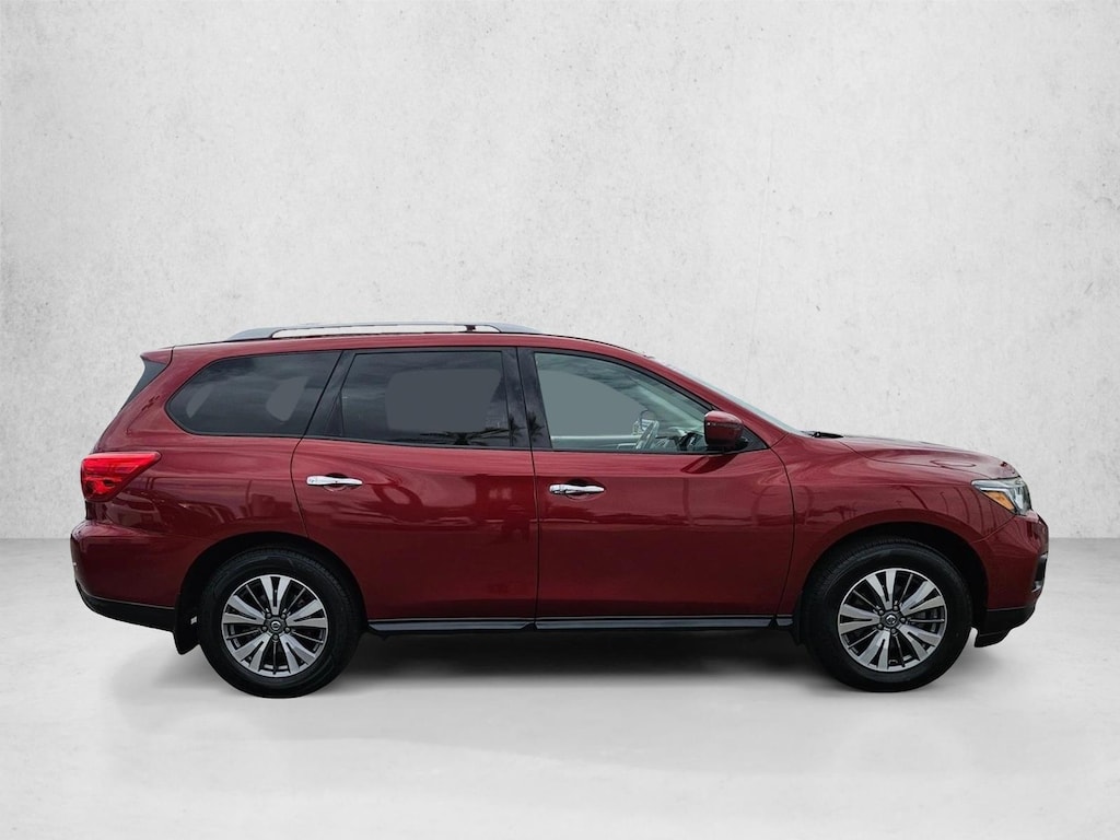 Used 2020 Nissan Pathfinder SV SUV