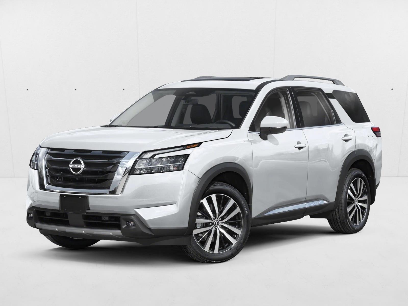2025 Nissan Pathfinder Platinum's photo