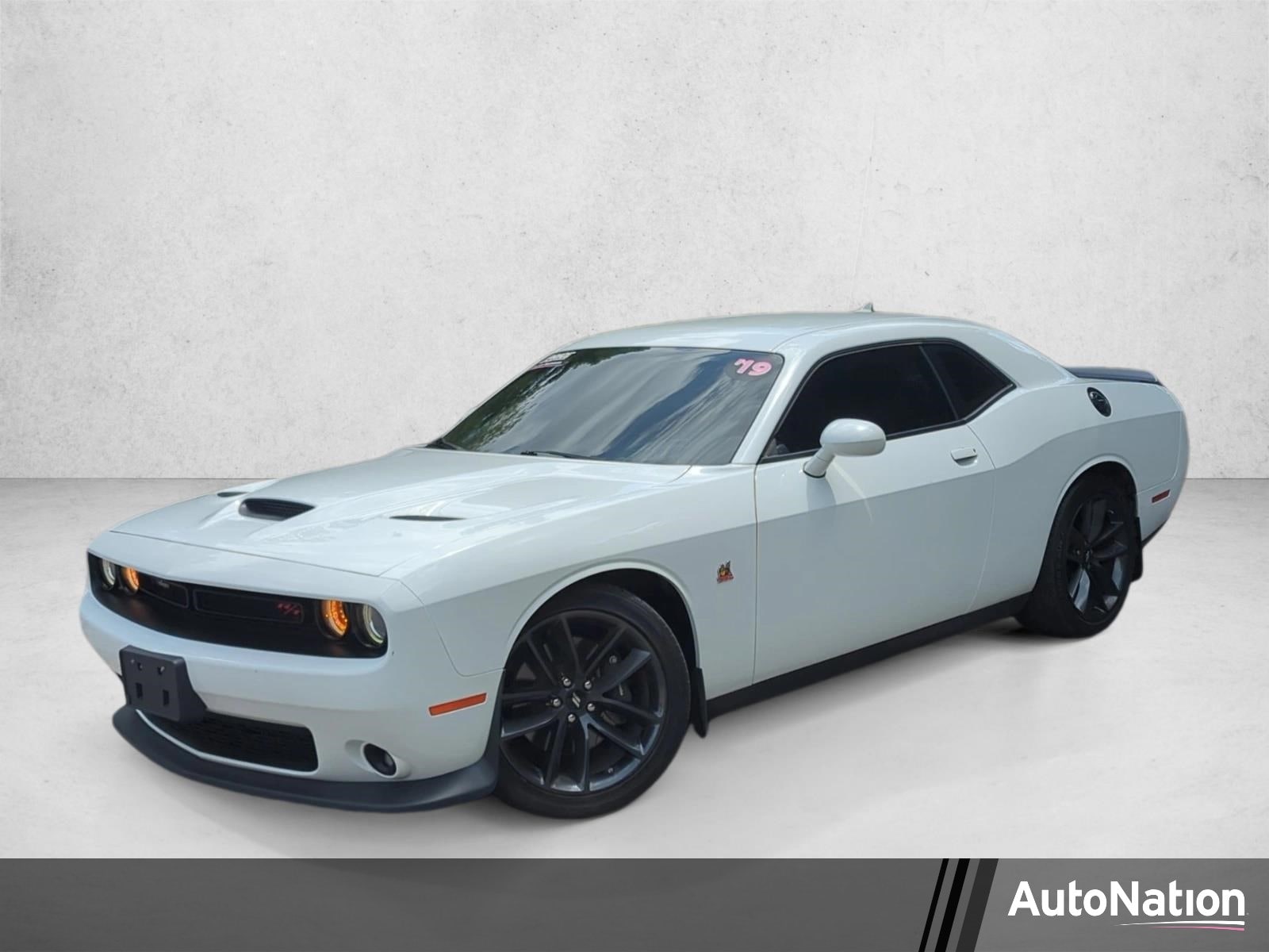 2019 Dodge Challenger R/T Scat Pack's photo