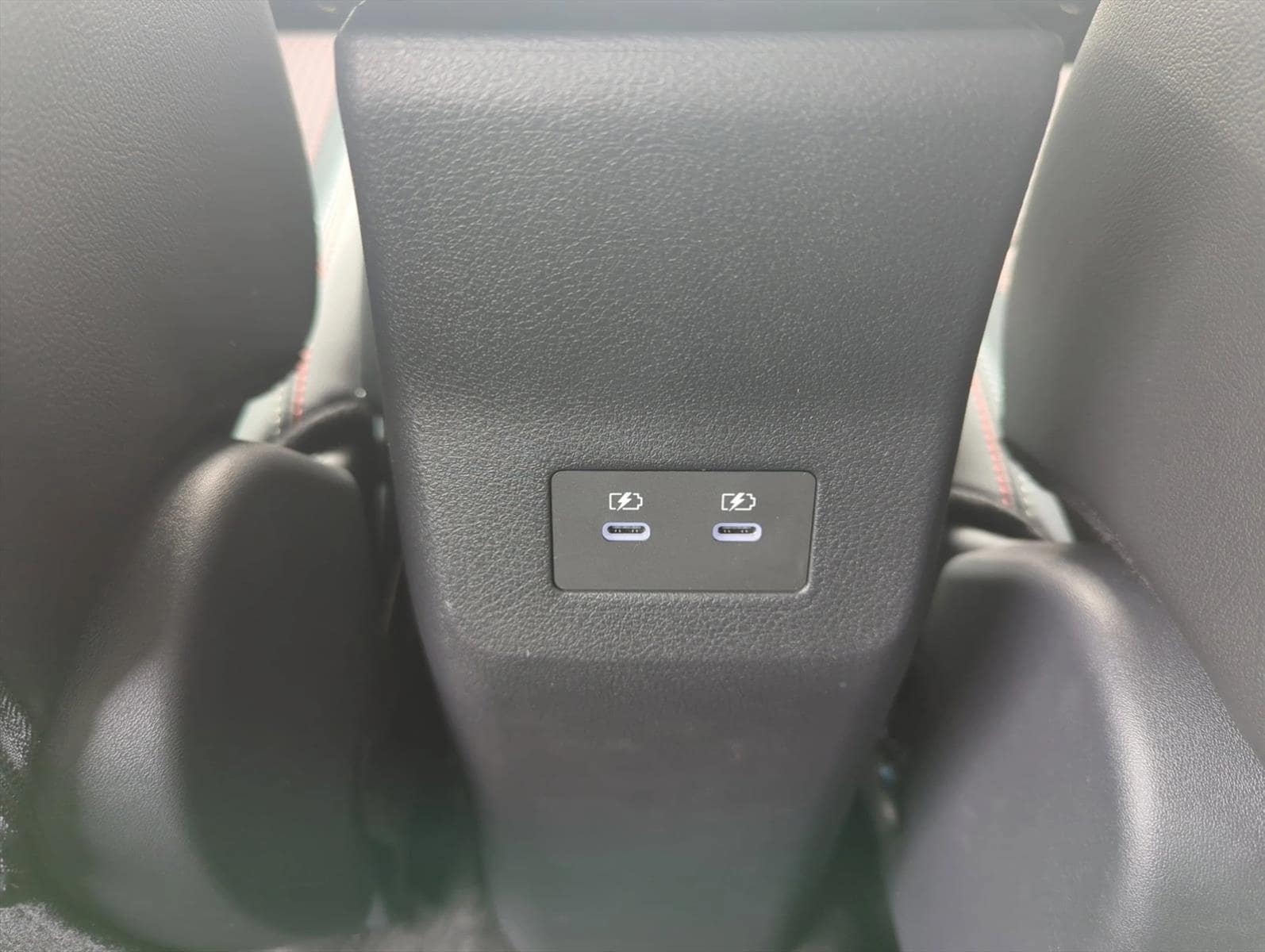 2026 Nissan KICKS SR - Photo 15