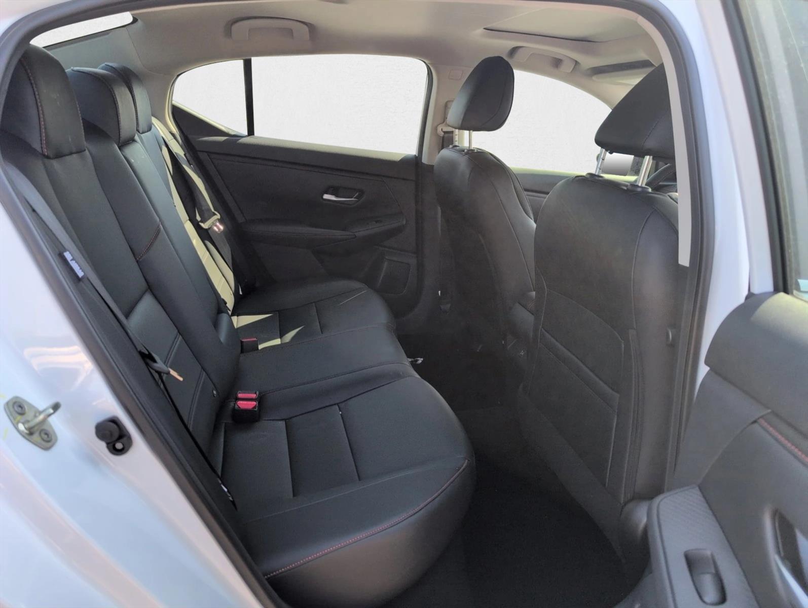 2025 Nissan Sentra SR - Photo 22