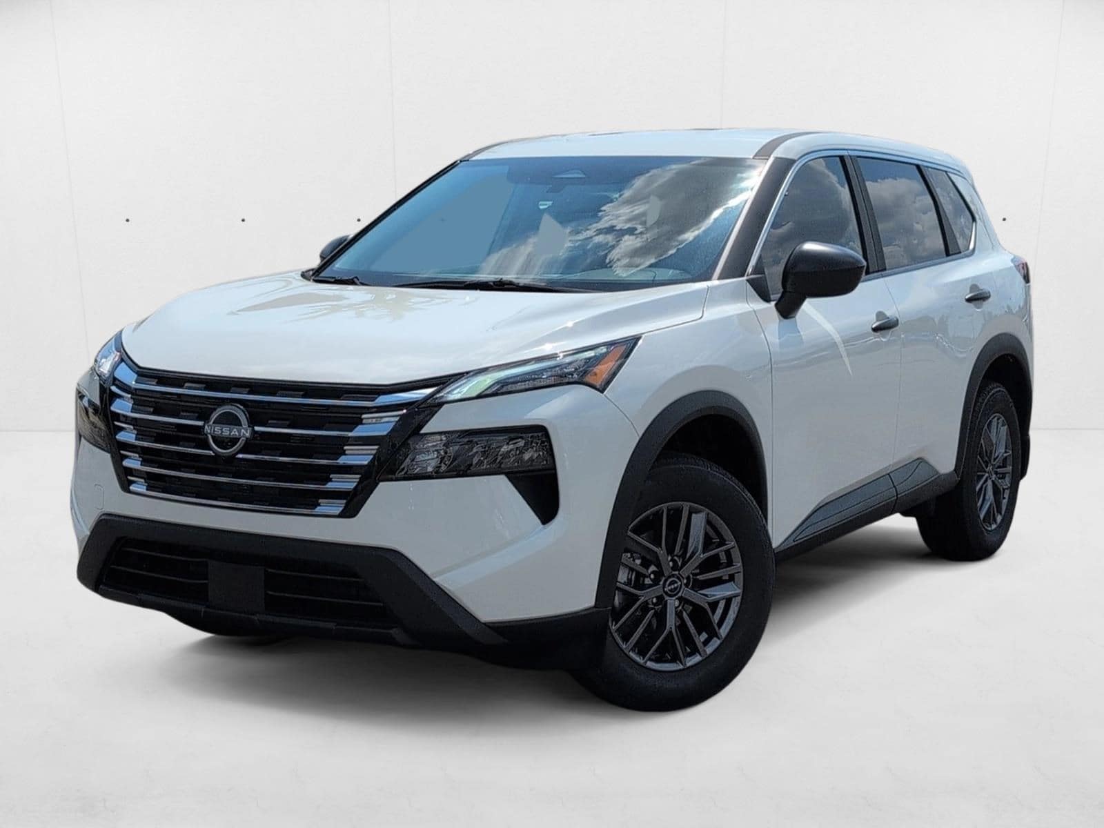 2026 Nissan Rogue S's photo