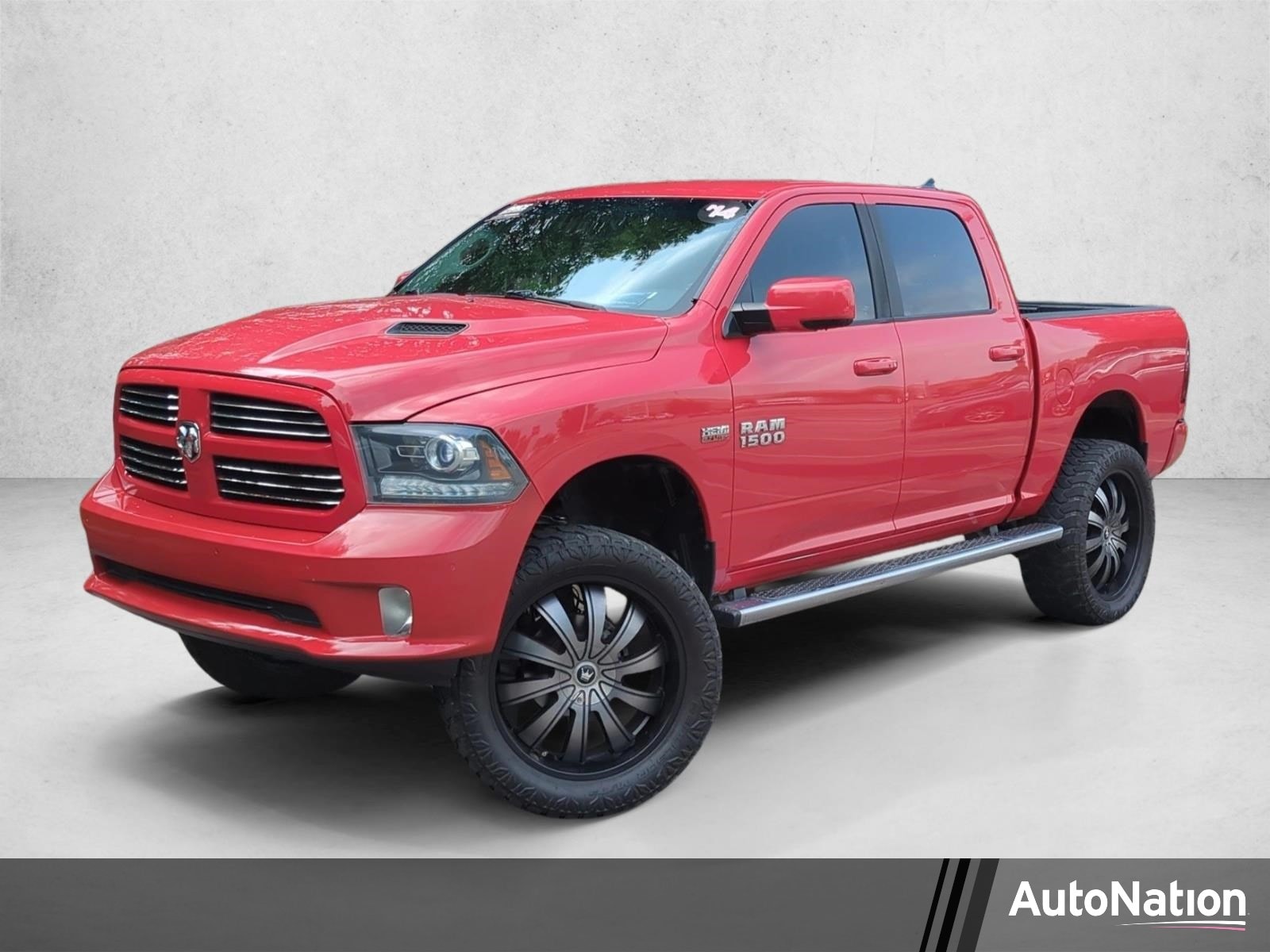 2014 RAM 1500 Sport 4x4 Crew Cab's photo