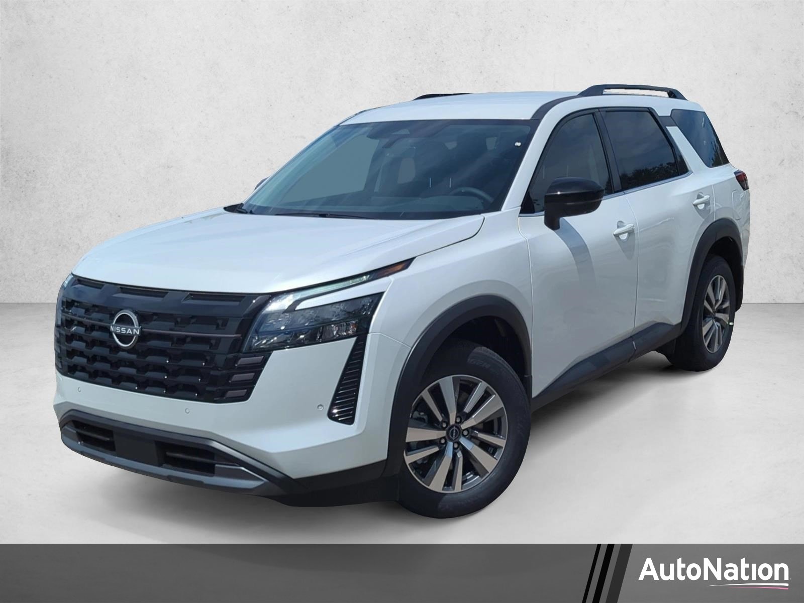 2026 Nissan Pathfinder SL 2WD's photo