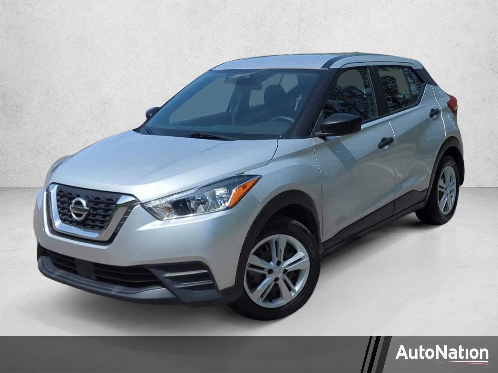 2020 Nissan Kicks 1.6 S's photo
