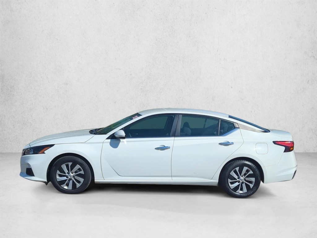 Used 2022 Nissan Altima 2.5 S 4dr Car