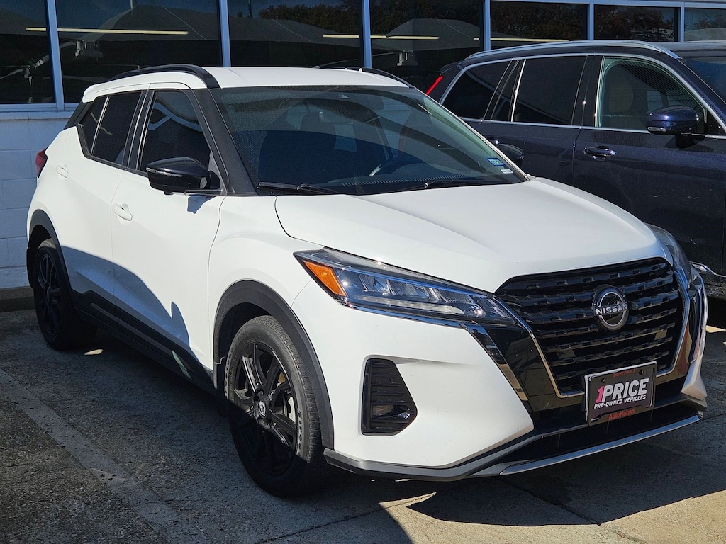 Used 2022 Nissan Kicks SR Sport Utility
