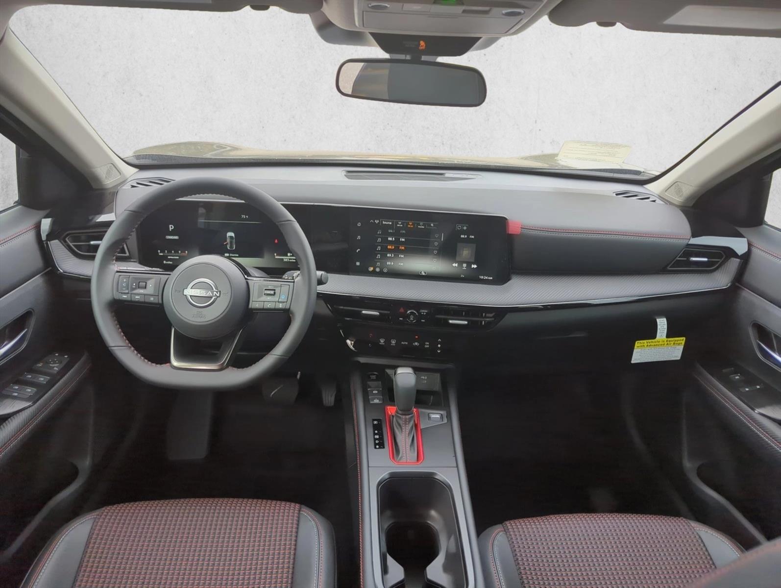 2026 Nissan KICKS SR - Photo 17