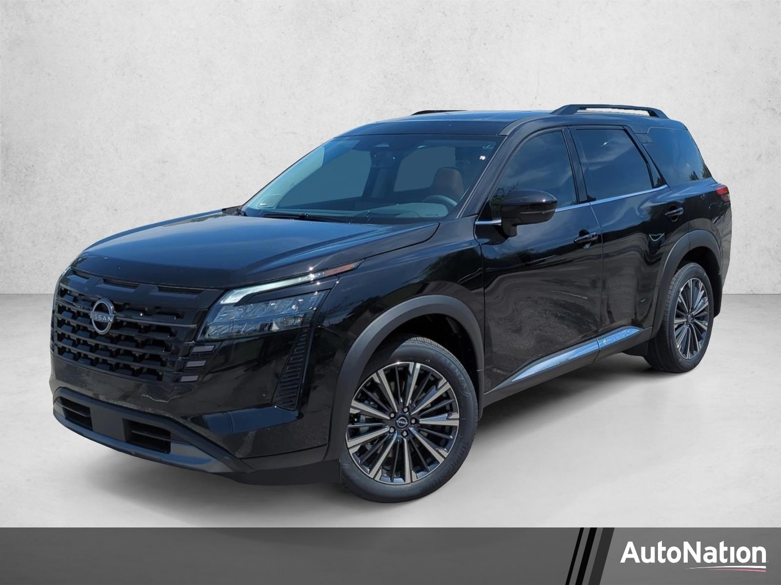 2026 Nissan Pathfinder Platinum 4WD's photo
