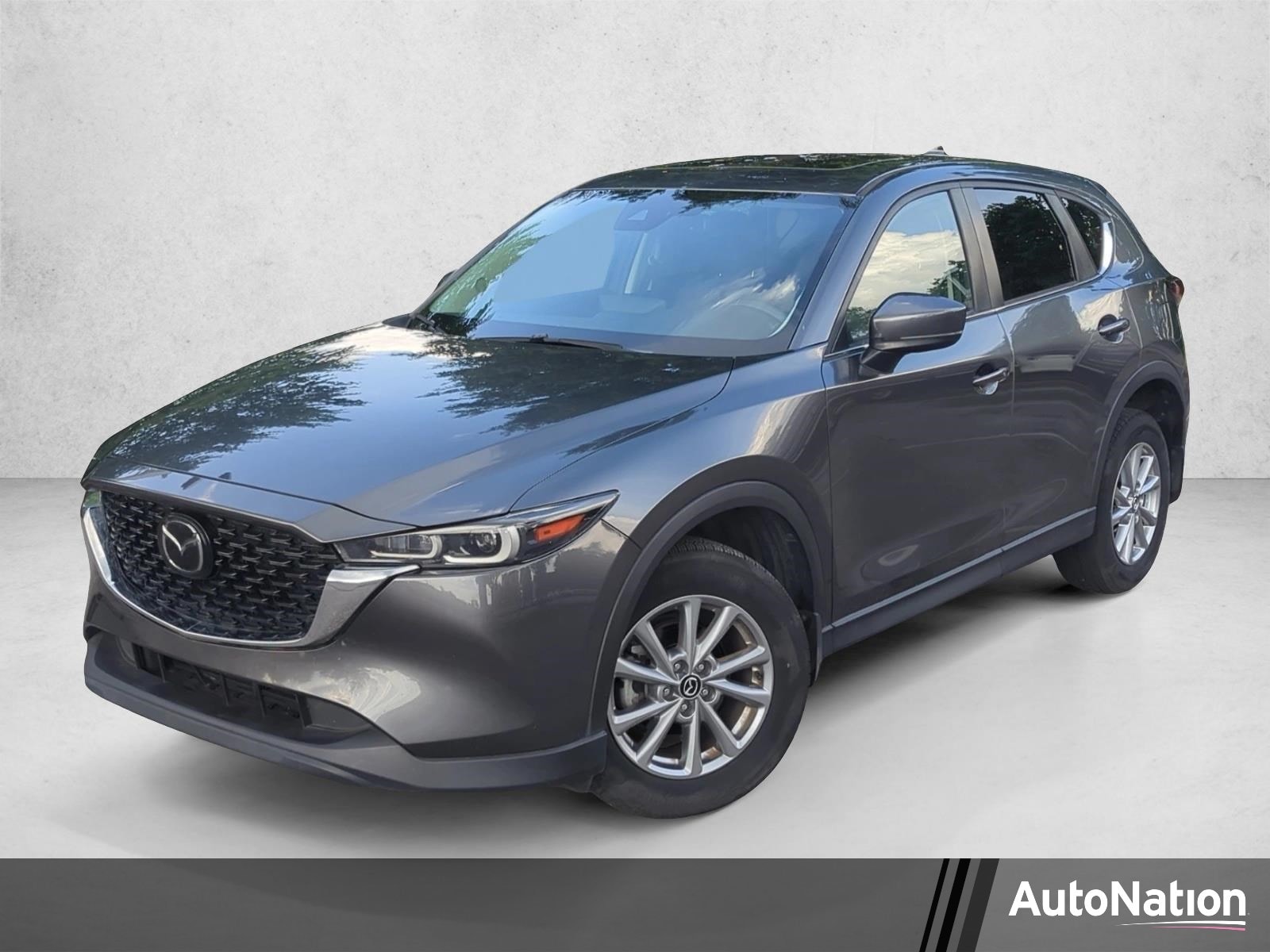 2023 Mazda CX-5 S Preferred package Auto AWD's photo