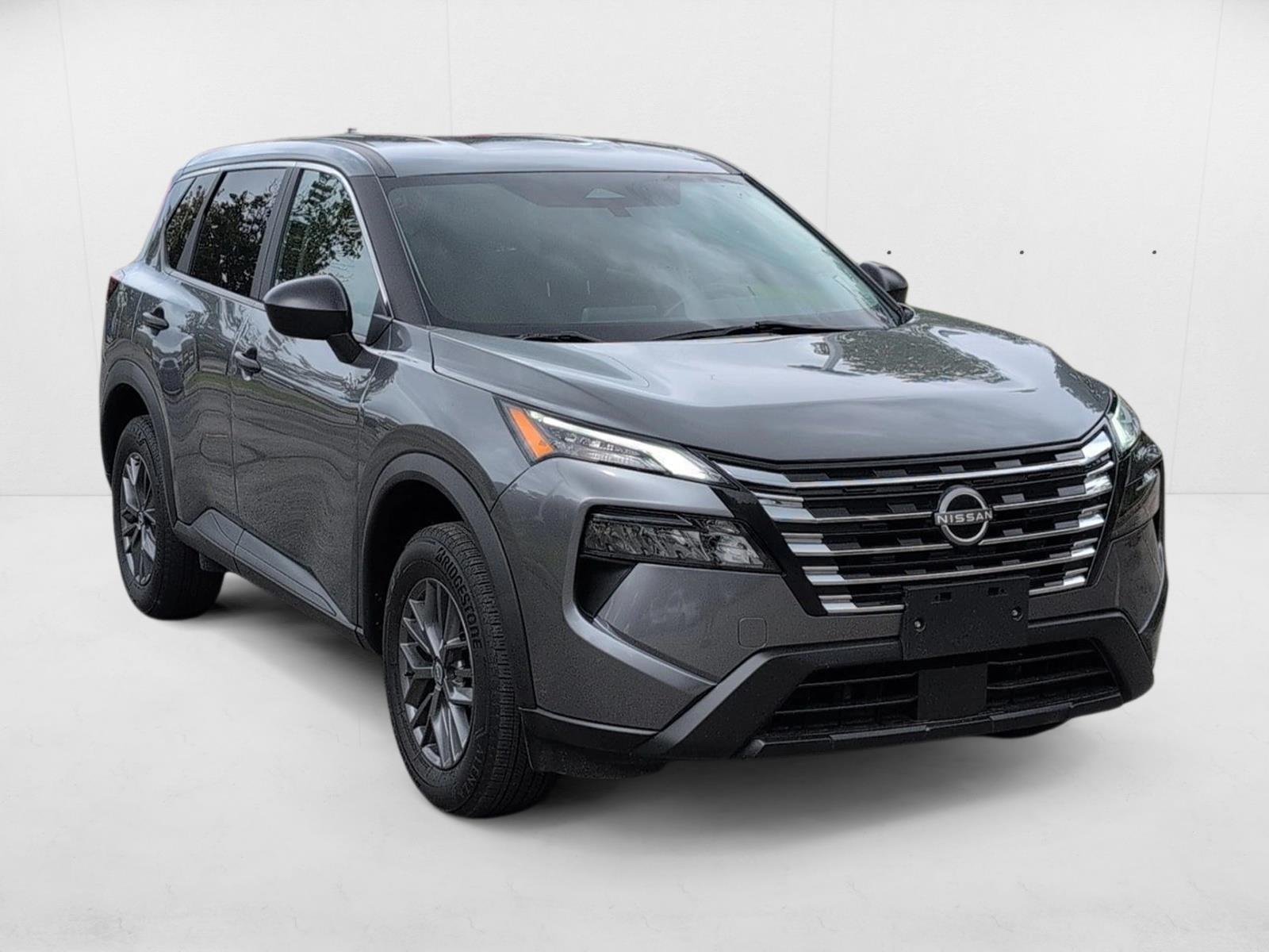 2024 Nissan Rogue S photo 3