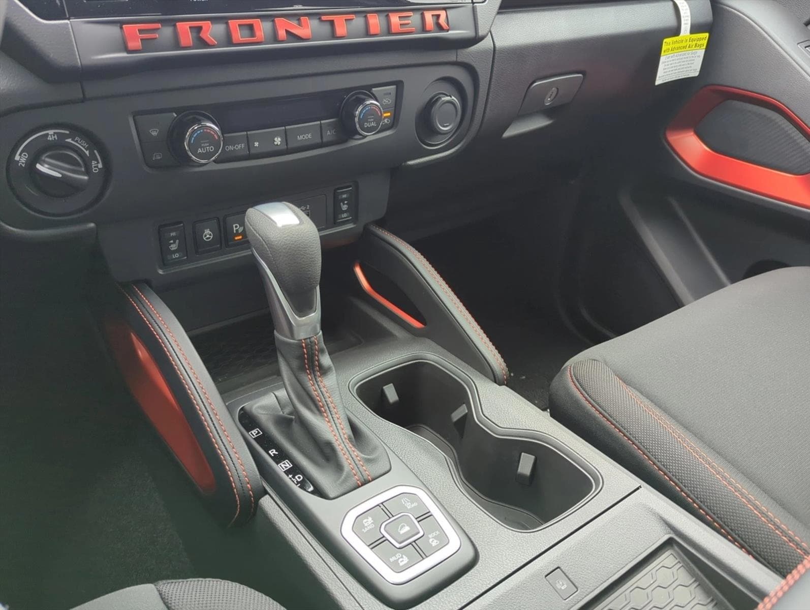 2026 Nissan Frontier PRO-4X - Photo 13